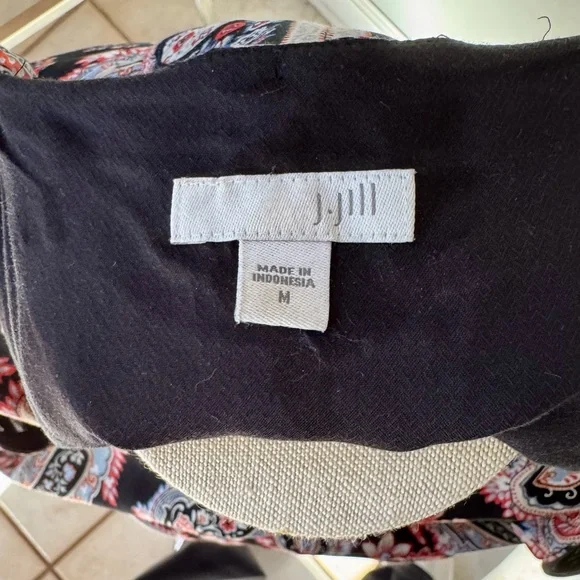 Floral Paisley Black Tunic - Picture 5 of 5